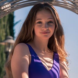 Meet your Posher, Xene